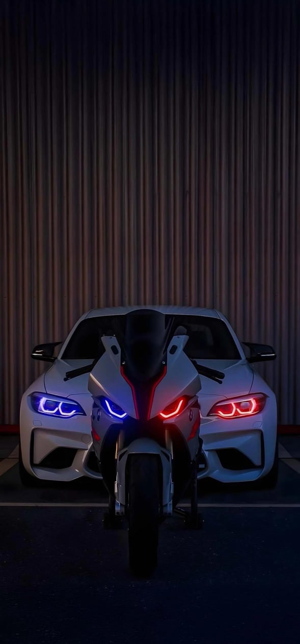 宝马M4跑车MS系列车灯特写4K手机壁纸 | 凌厉光效与性能美学高清桌面