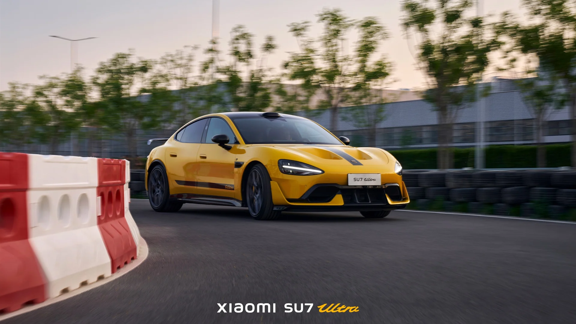 小米 SU7 Ultra 4K 豪车壁纸 动感活力电动超跑场景桌面背景