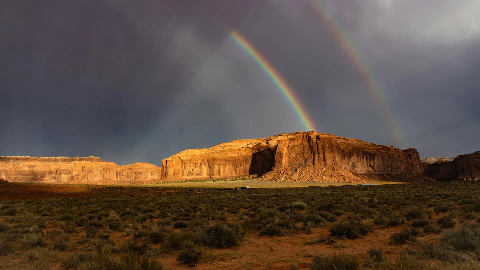 纪念碑谷双虹 4K 自然壁纸 治愈震撼感荒漠彩虹场景桌面背景4K壁纸_4K风景