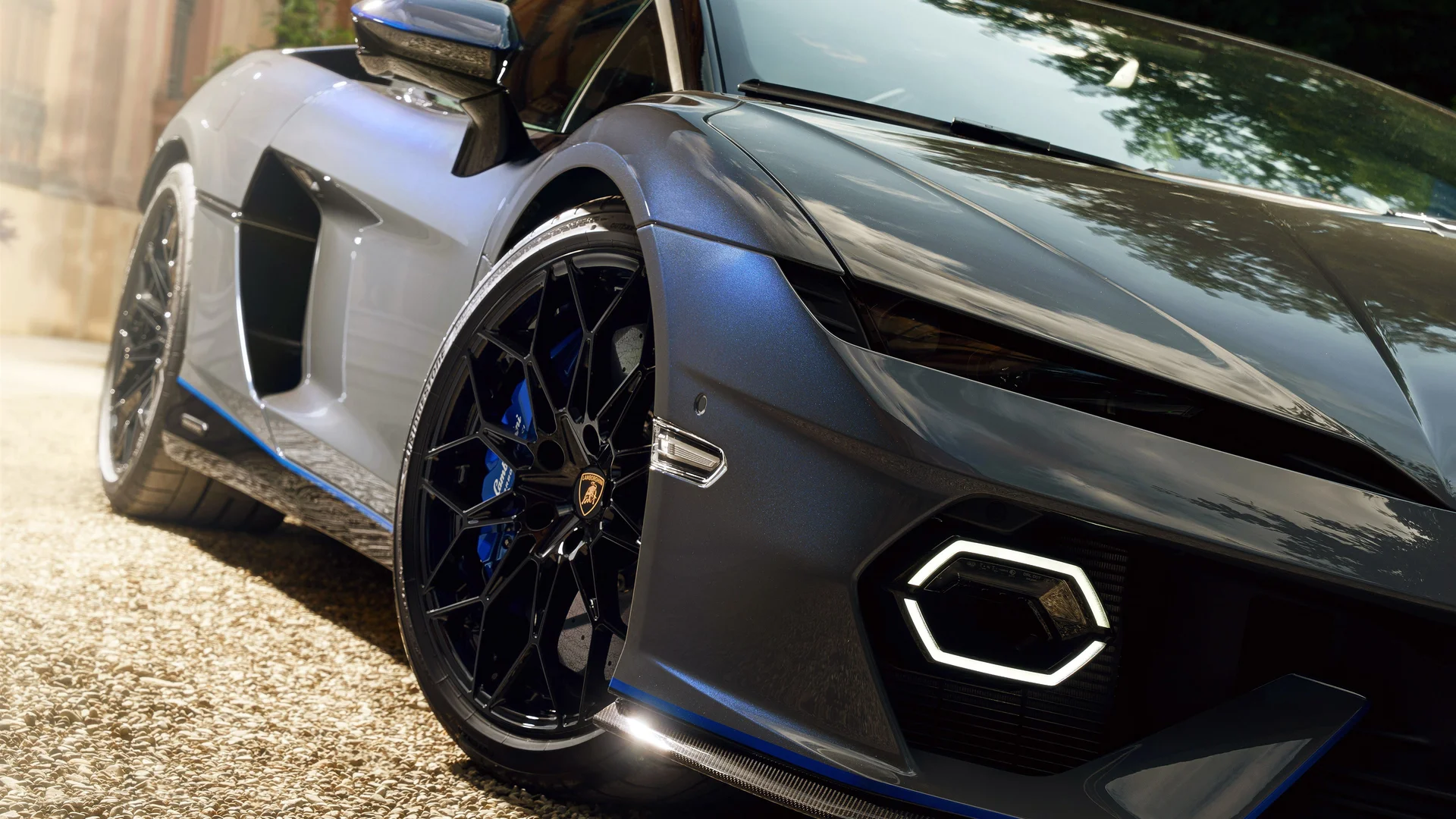 兰博基尼 Aventador SVJ 暗夜魅影 4K 豪车壁纸 硬核未来感超跑场景桌面背景4K壁纸_4K汽车