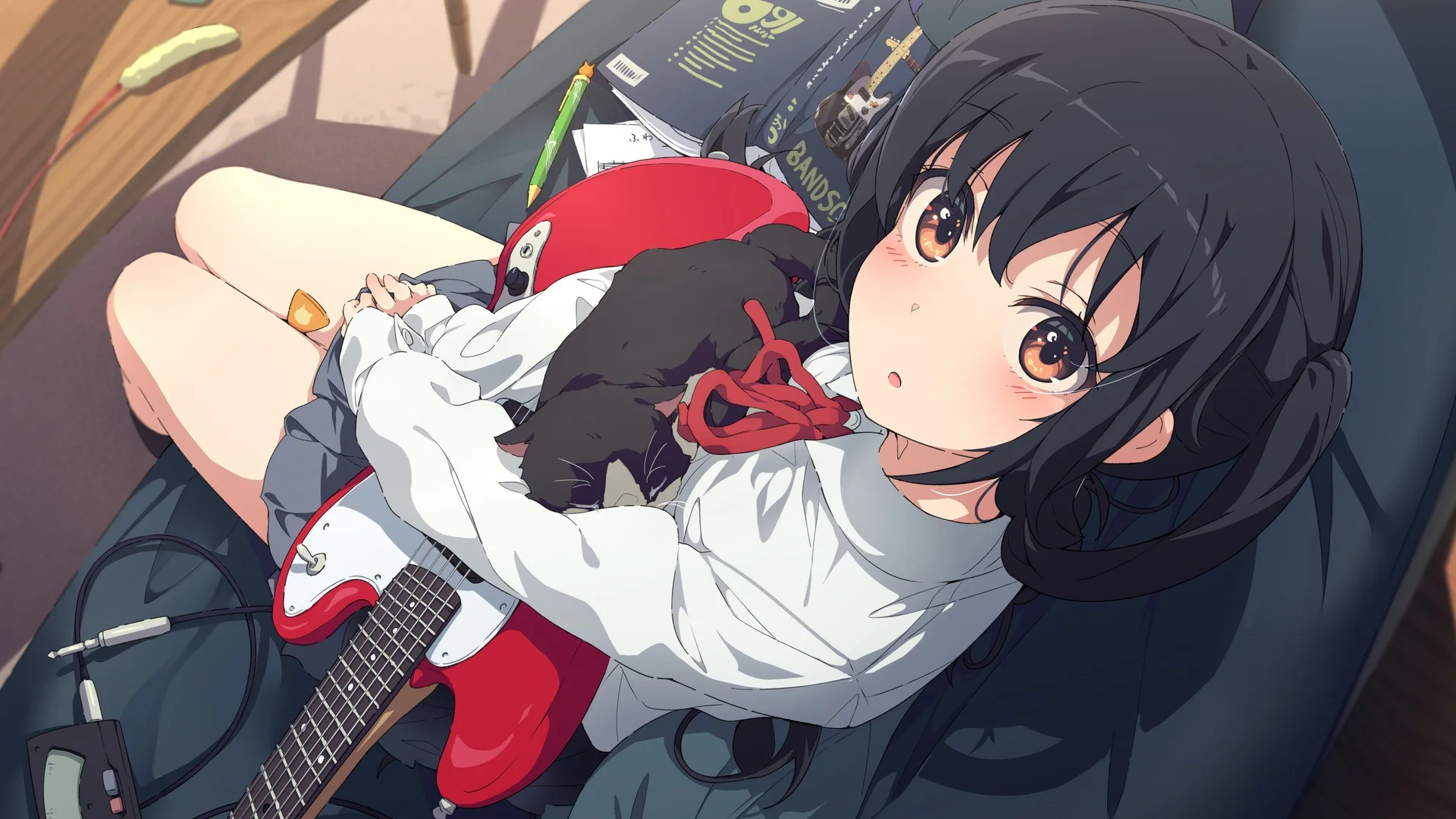 吉他少女与黑猫，治愈日常 4K 动漫插画壁纸