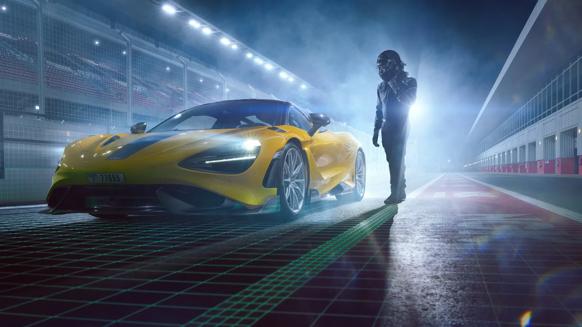 迈凯伦 720S，黄焰赛道 4K 写真壁纸