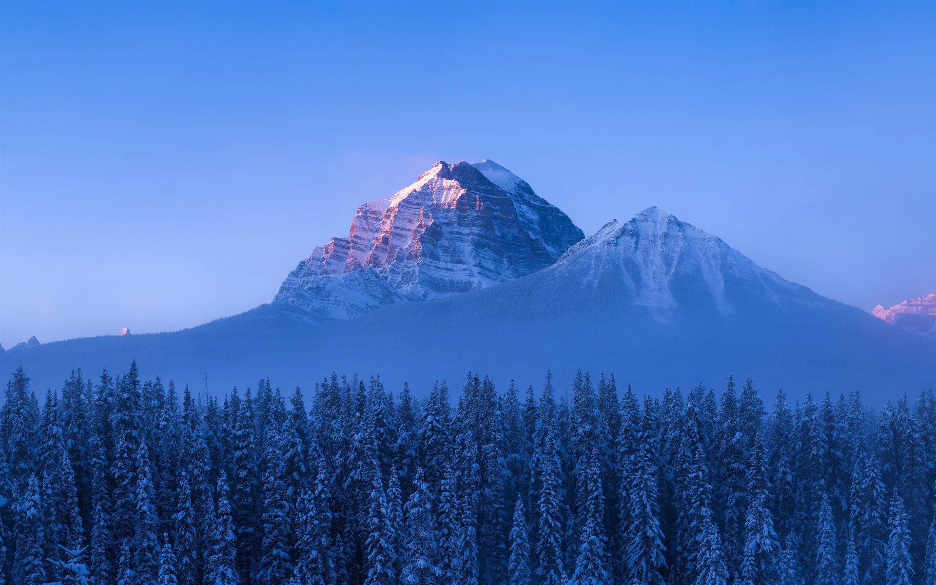 班夫雪山，金顶圣峰 4K 风光摄影壁纸4K壁纸_4K风景