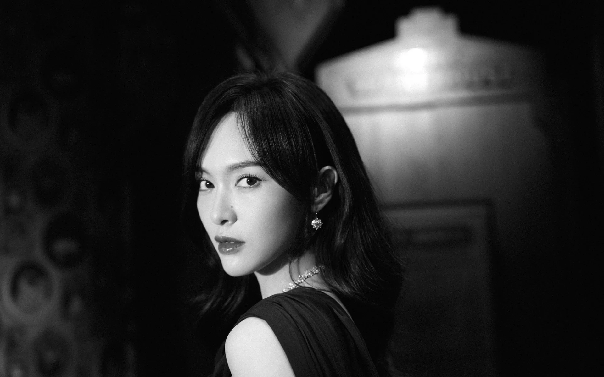 唐嫣,墨色流光 4K 黑白人像写真壁纸4K壁纸_4K美女