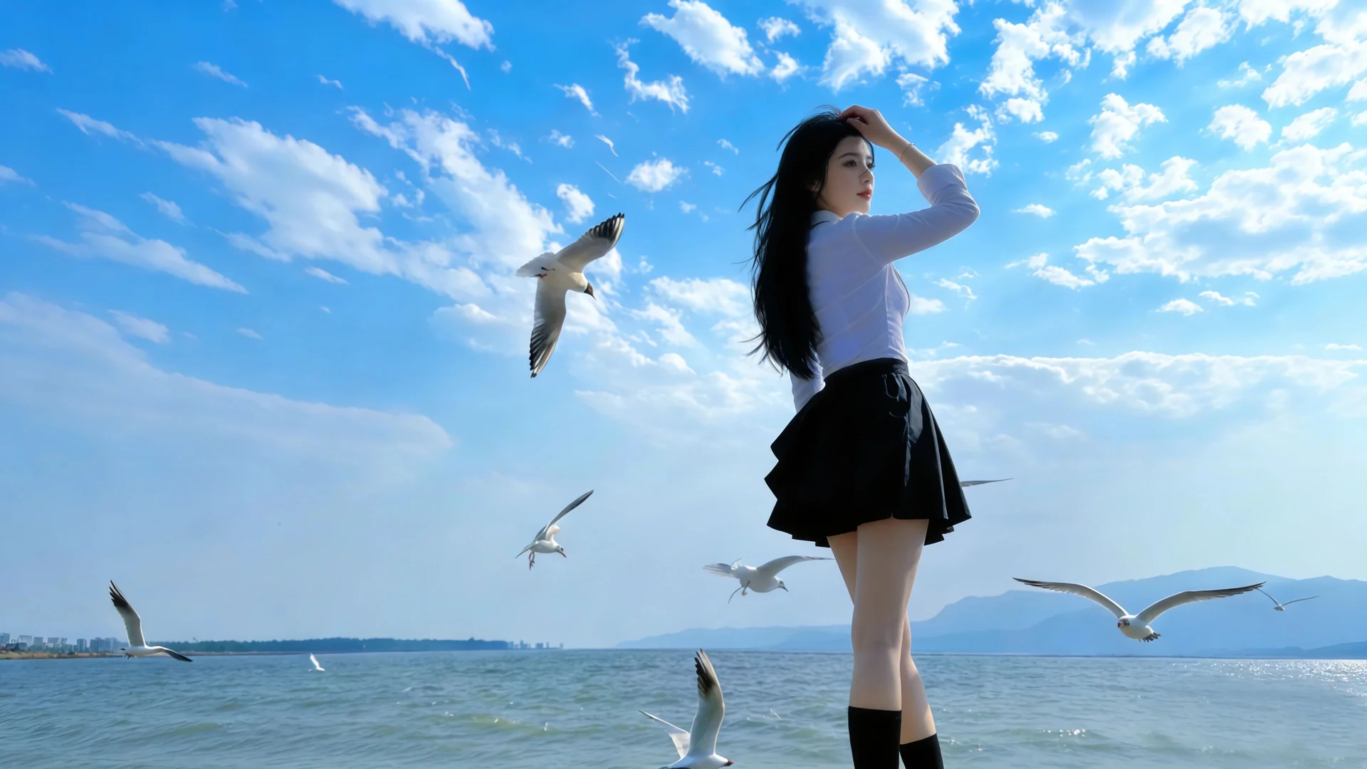 碧海逐鸥，海边少女 4K 清新写真壁纸