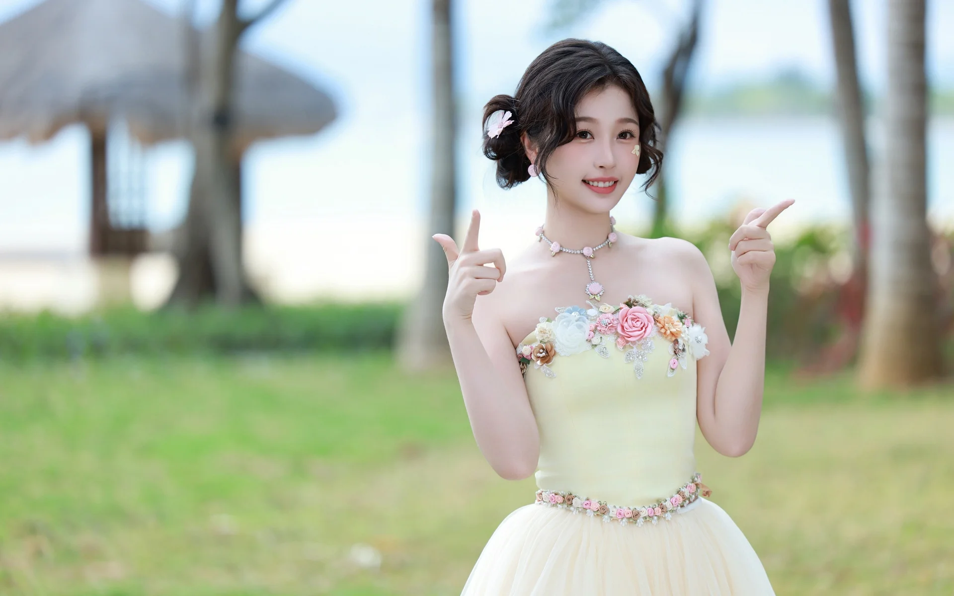 花漾少女，虞书欣 4K 清新春日写真壁纸