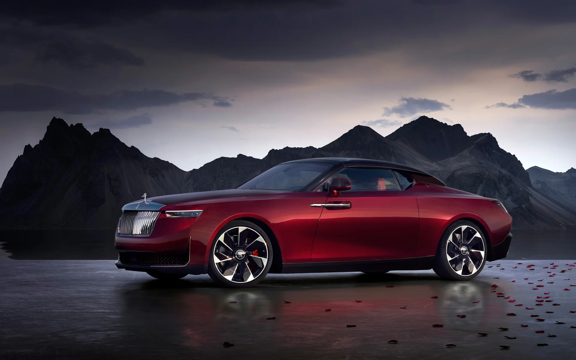 赤焰逐影，劳斯莱斯逐影 4K 官图壁纸